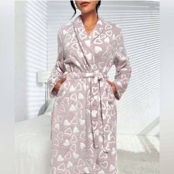 NWT- LADIES PLUSH, SOFT COZY BELTED ROBE- SIZE MED - Picture 2 of 6